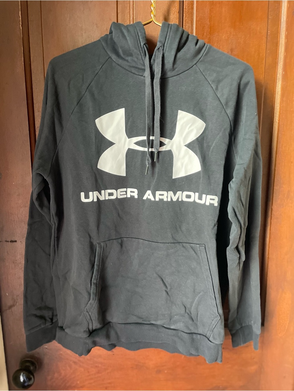 Under Armour men's large black hoodie